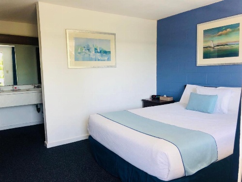 GuestLodge image 13