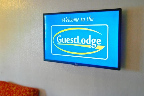 GuestLodge image 2