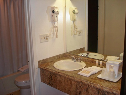 GuestLodge image 5