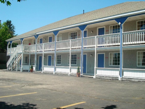 GuestLodge image 6